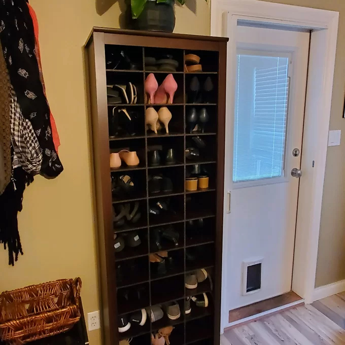Kahl 36 Pair Shoe Rack