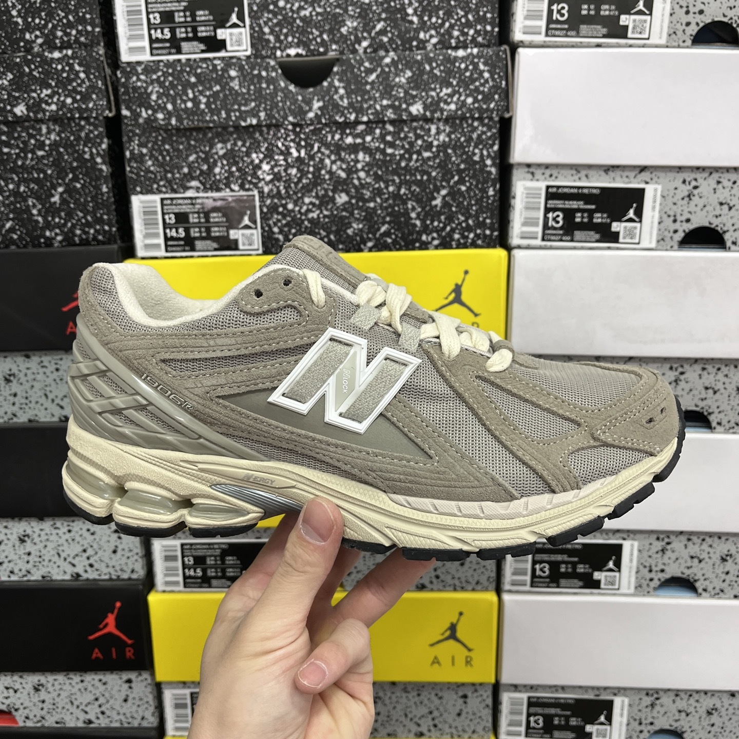 New Balance 1906 Sneakers detail 3
