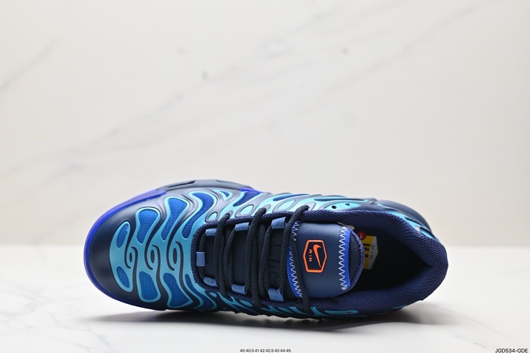 Air Max Plus Drift 72