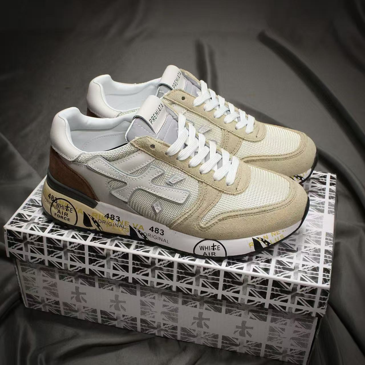 On Lander Trainers