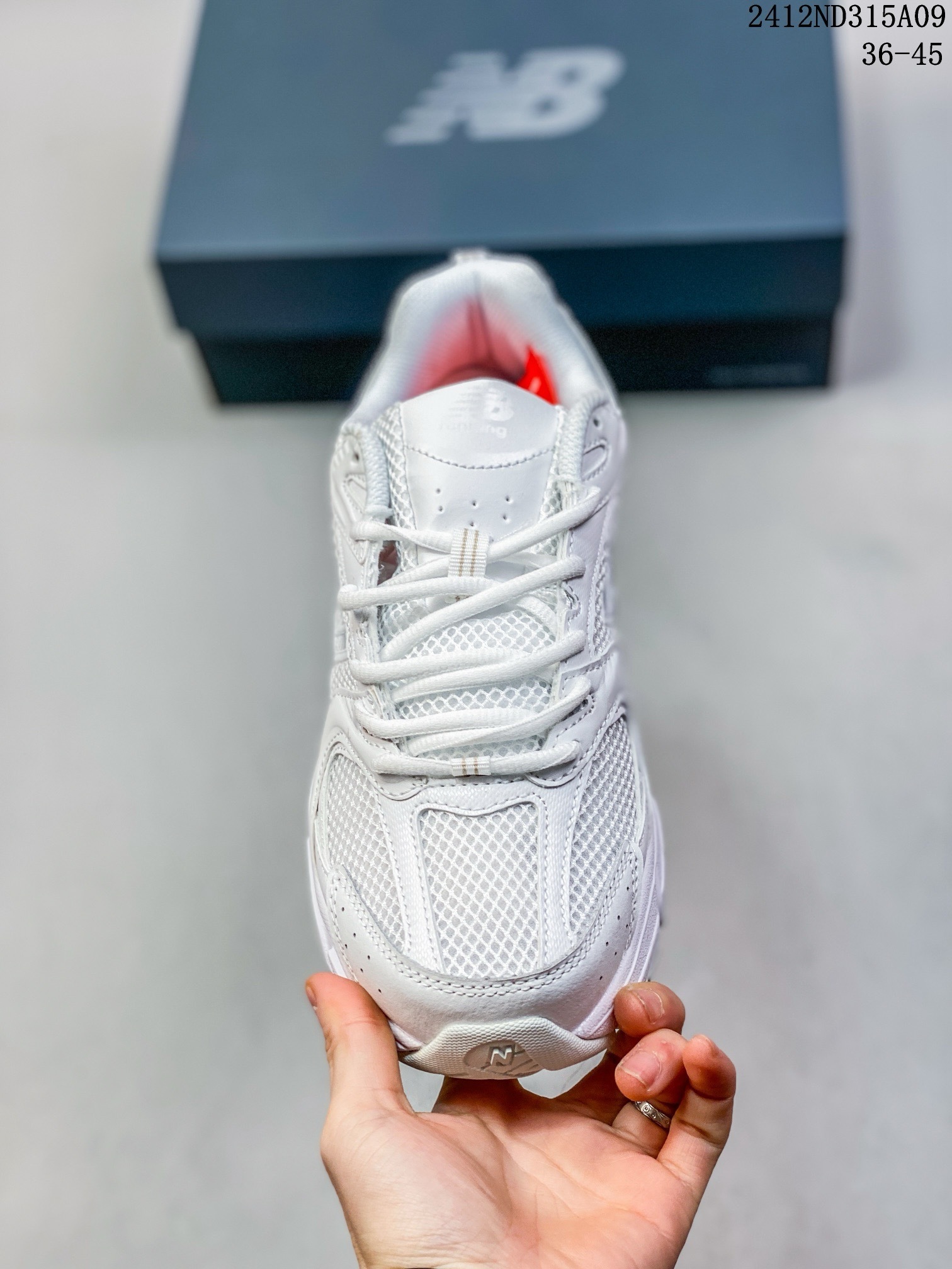 New Balance 530