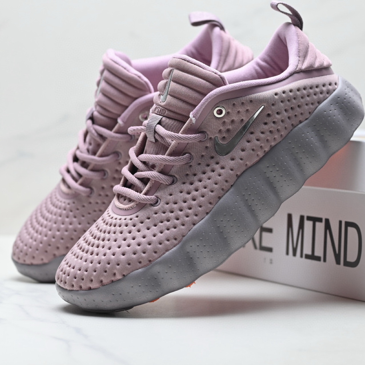 Nike-Mind 002