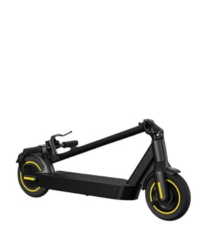 Portable Electric Scooter Pneumatic 10” tires, 500W Motor