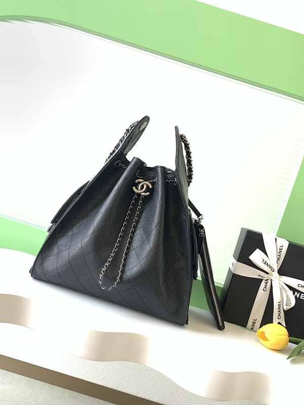 Chanel Drawstring Hobo Bag Black Large