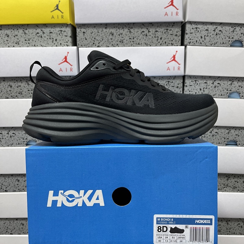 Hoka Bondi 8 Sneakers