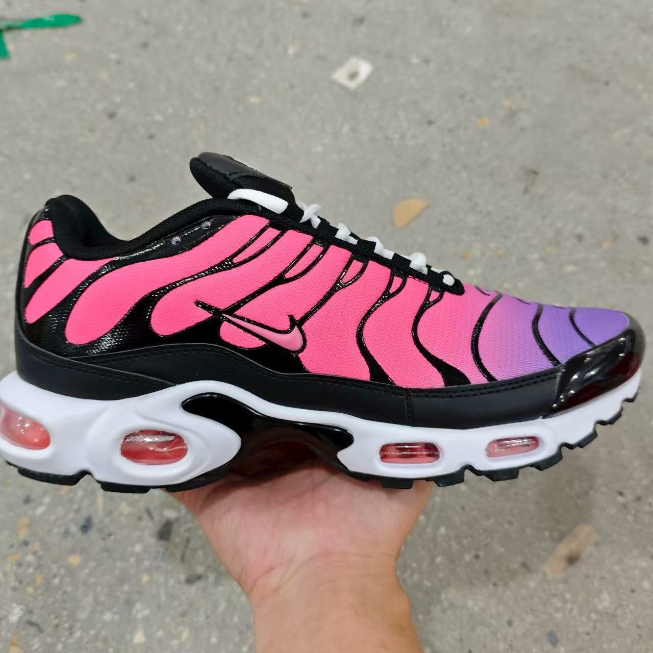 Air Max Plus 3