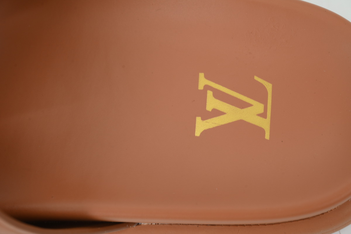 LOUIS VUITTON Oasis Mule Shoes Khaki