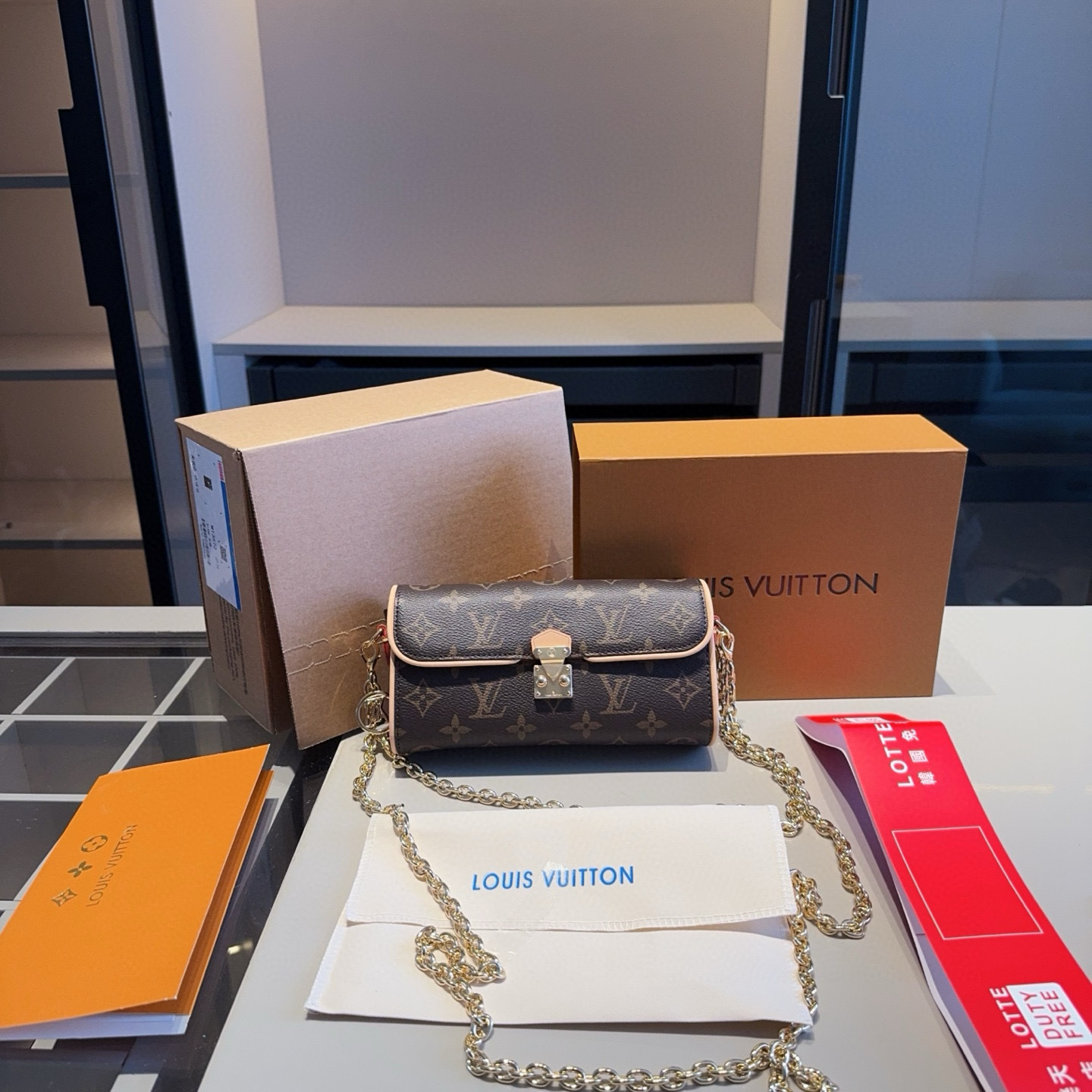 Louis Vuitton CAMILLE