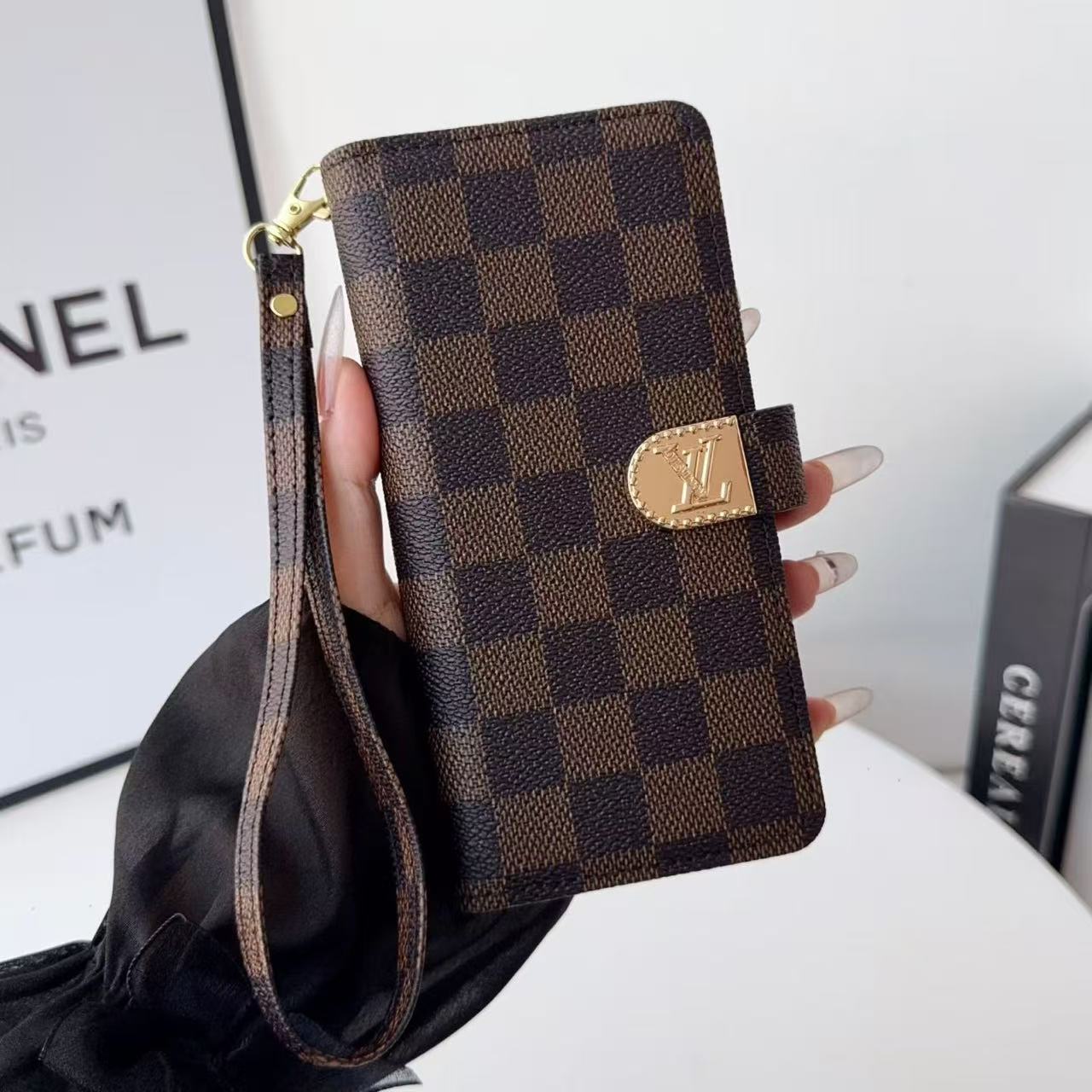 LV & GG Classic Monogram Flip Wallet Phone Case Multi Card Slots Zipper Purse With Wrist Strap