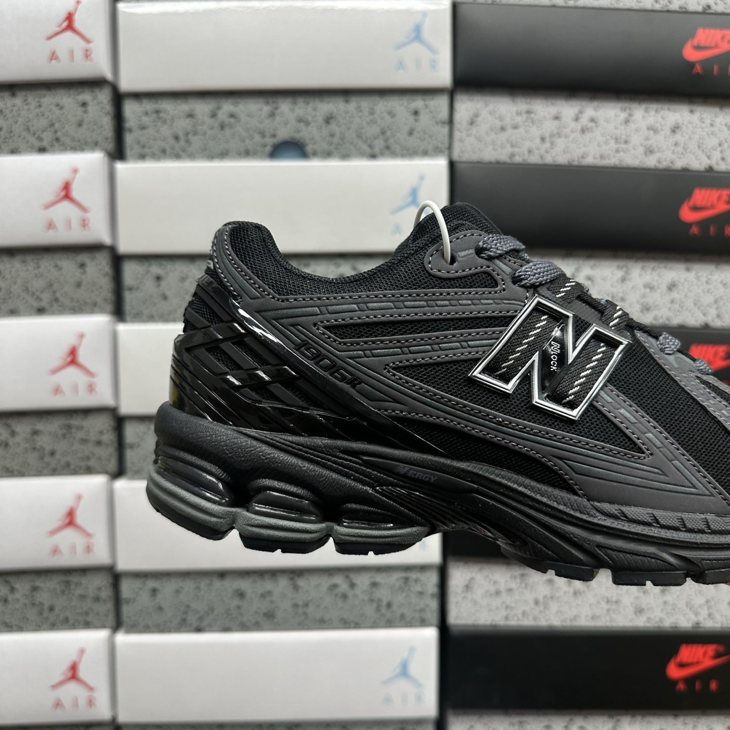 New Balance 1906 Sneakers detail 3