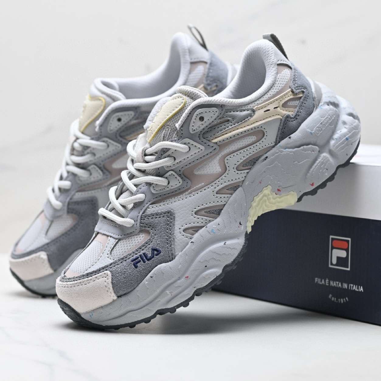 FILA Fern Sneakers