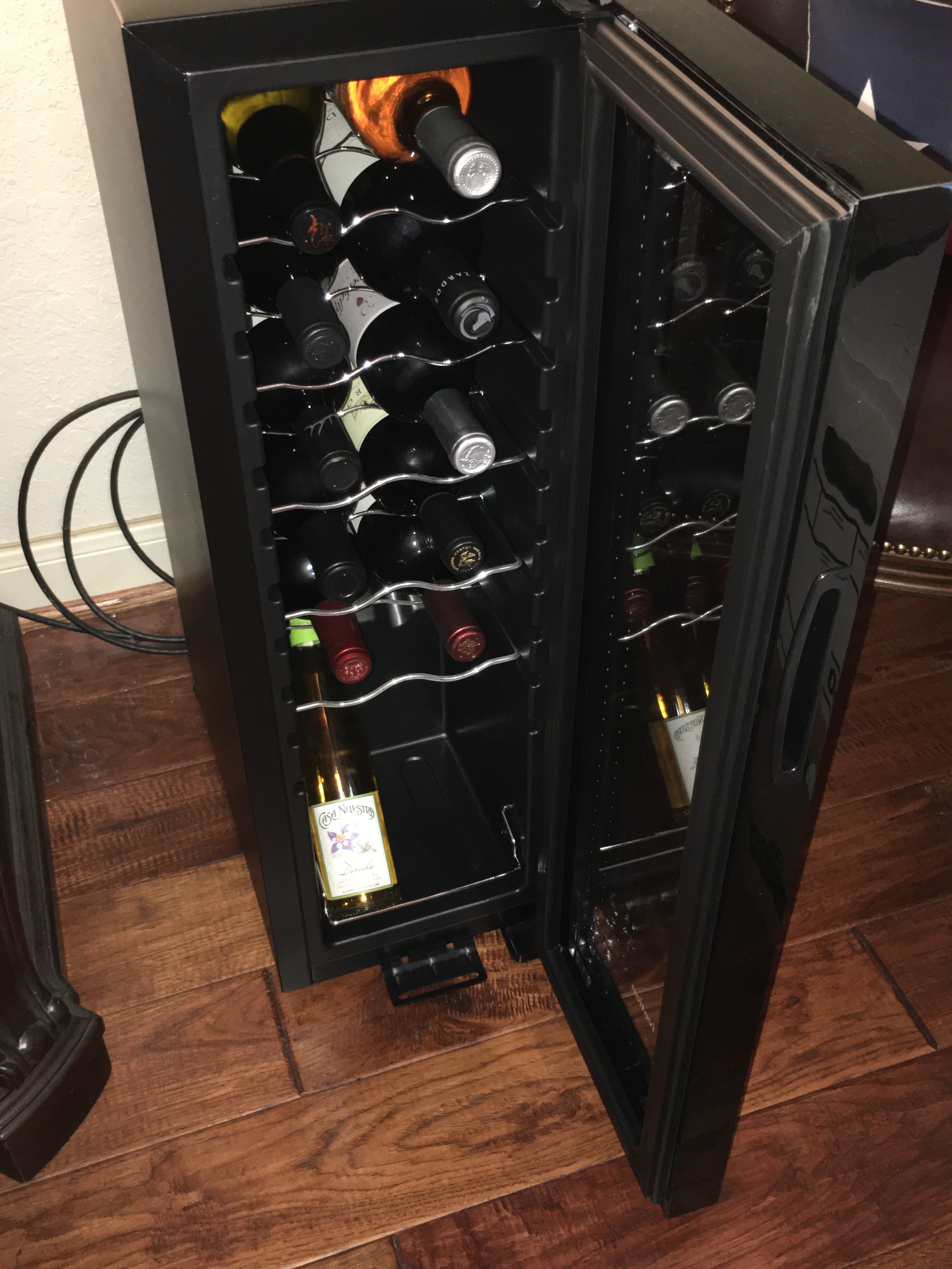 Ivation 12 Bottle Compressor Wine Cooler Refrigerator withLock