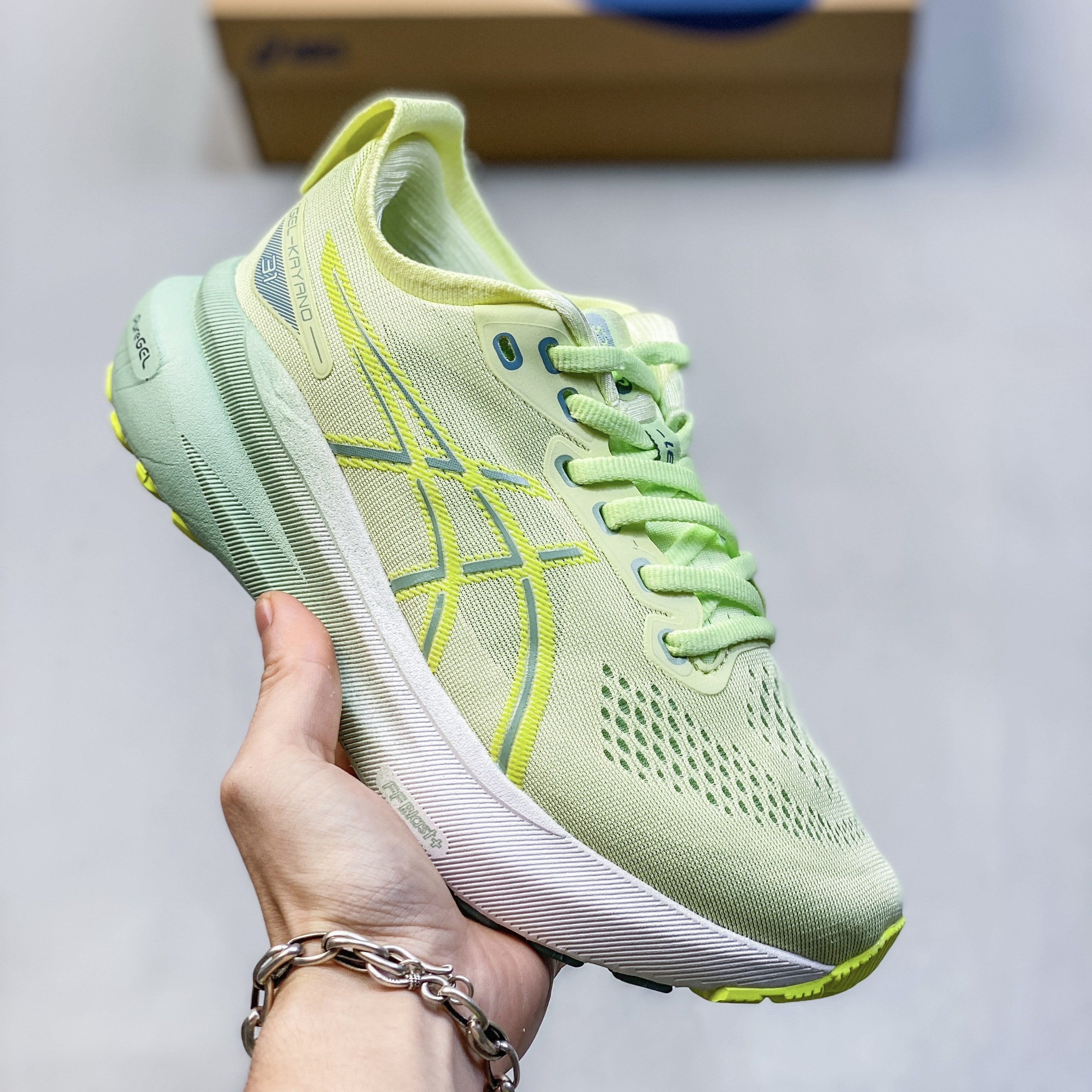 ASICS Gel-Kayano 31