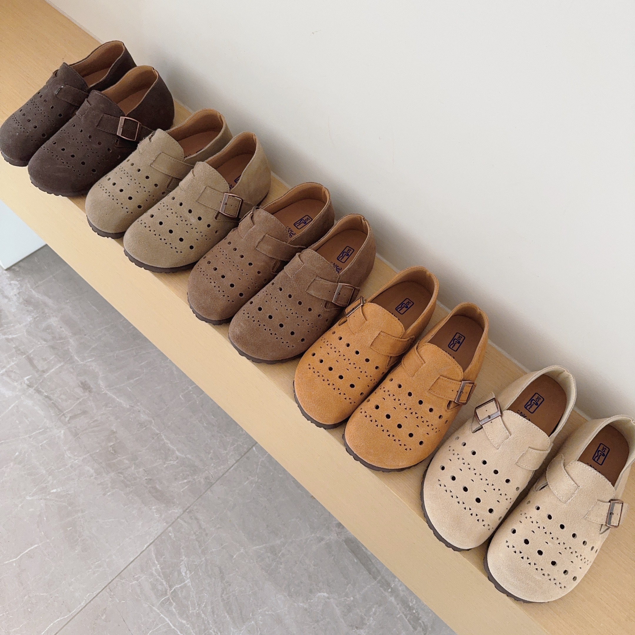 Cutout Birken-Style Back-Covered Shoes
