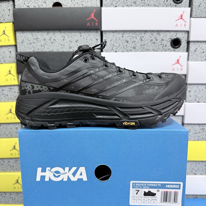 Hoka Clifton 9 Sneakers
