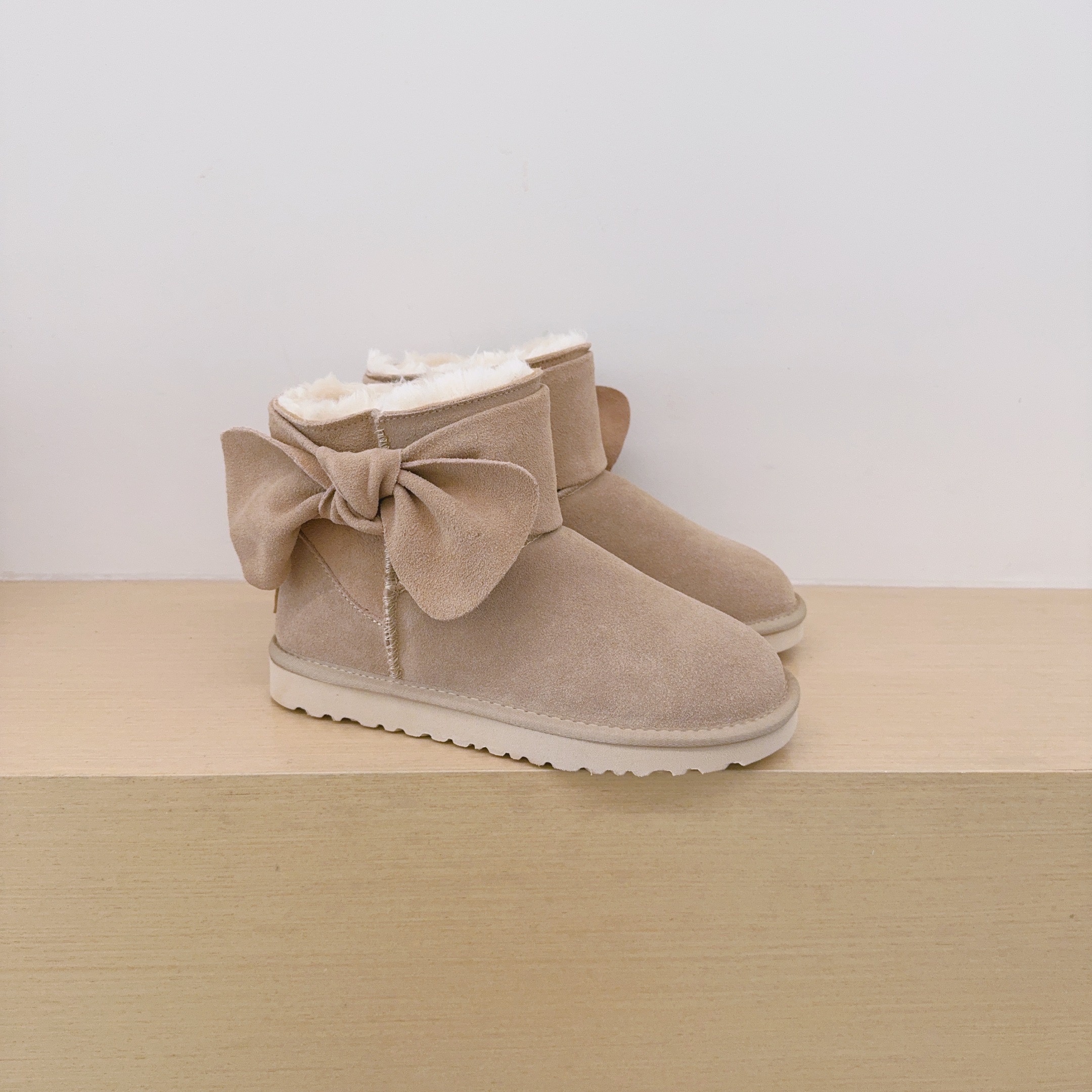 UGG Kids Large Bow Ankle Boots