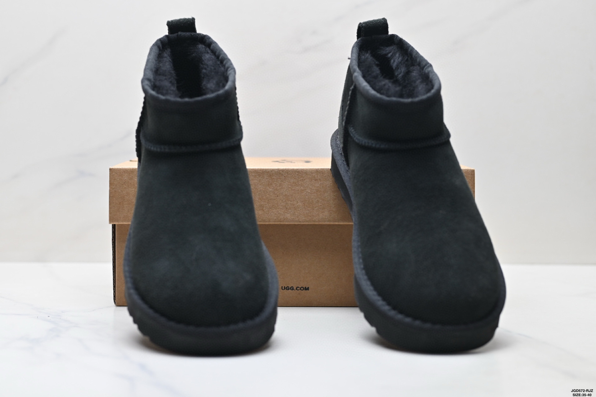 UGG Classic Ultra Mini Detail 13