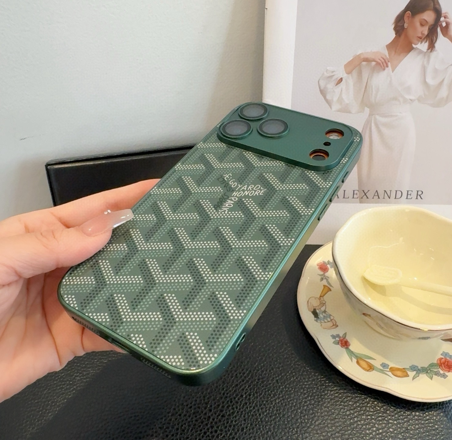 Goyard Classic Monogram Full Coverage Lens Frame Ultra Slim Luxury Phone Case