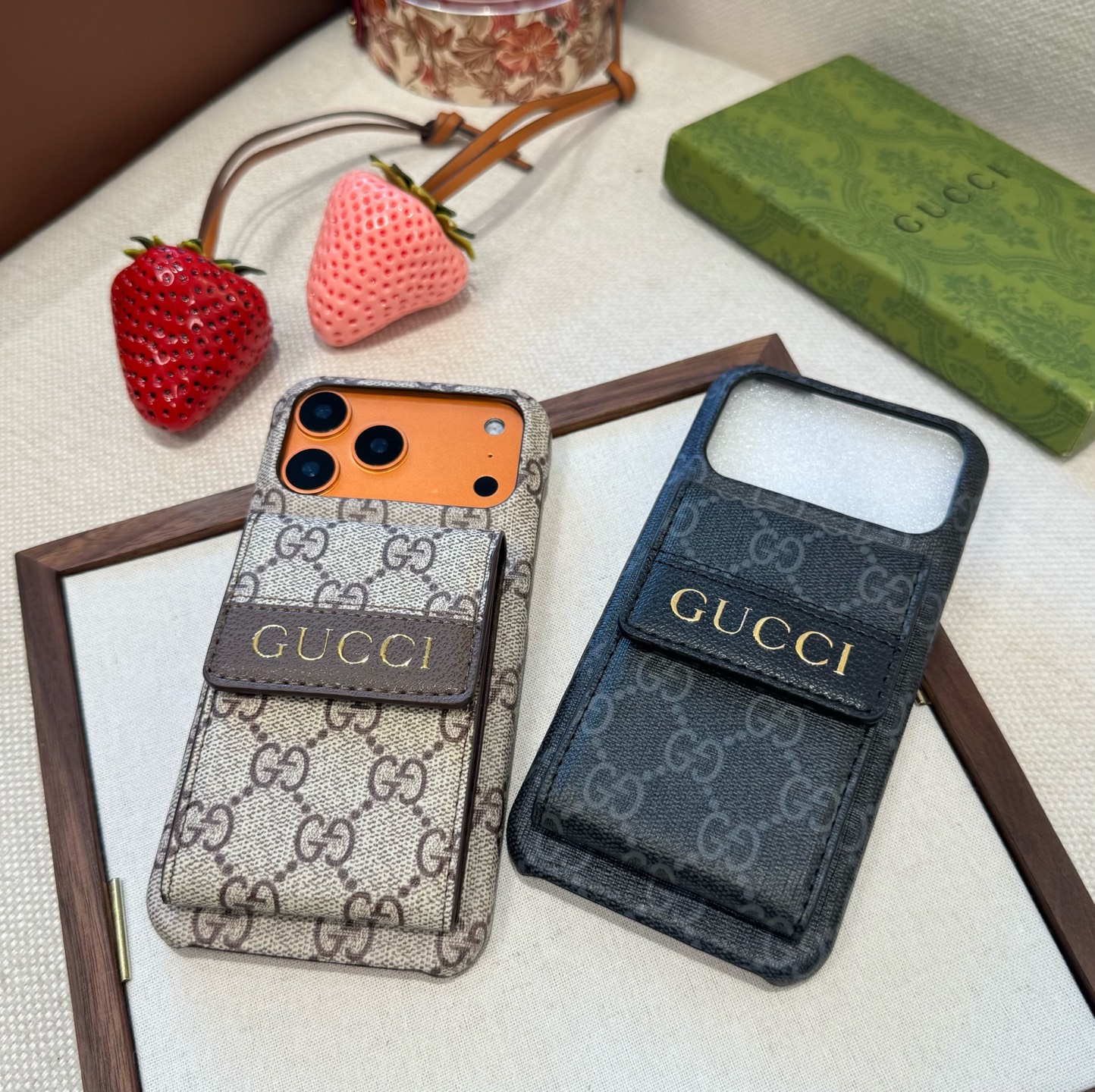 Gucci GG Supreme Monogram Card Holder Wallet Leather Luxury Phone Case