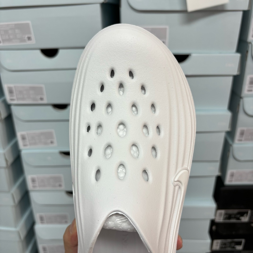Nike ReactX Rejuven8 Sneakers detail 2