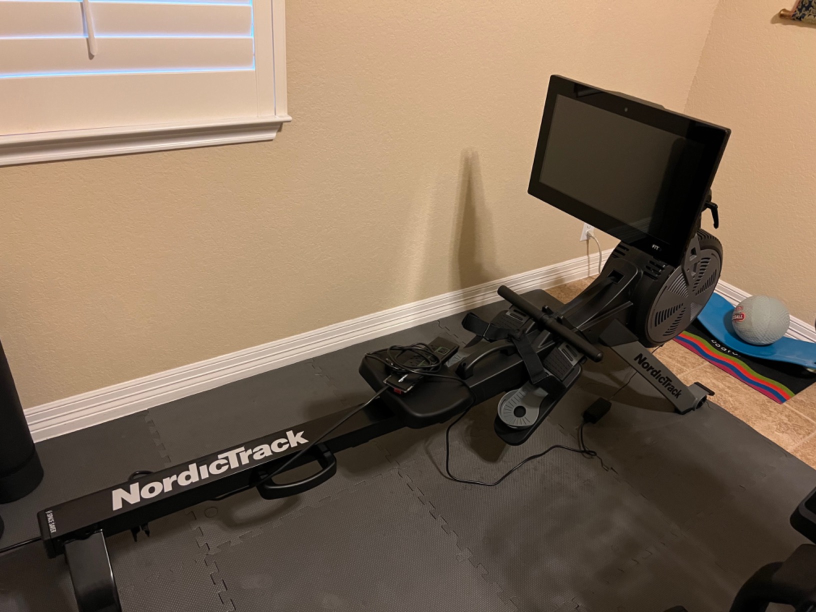 NordicTrack Smart Rower with 10” HD Touchscreen and 30-Day iFIT