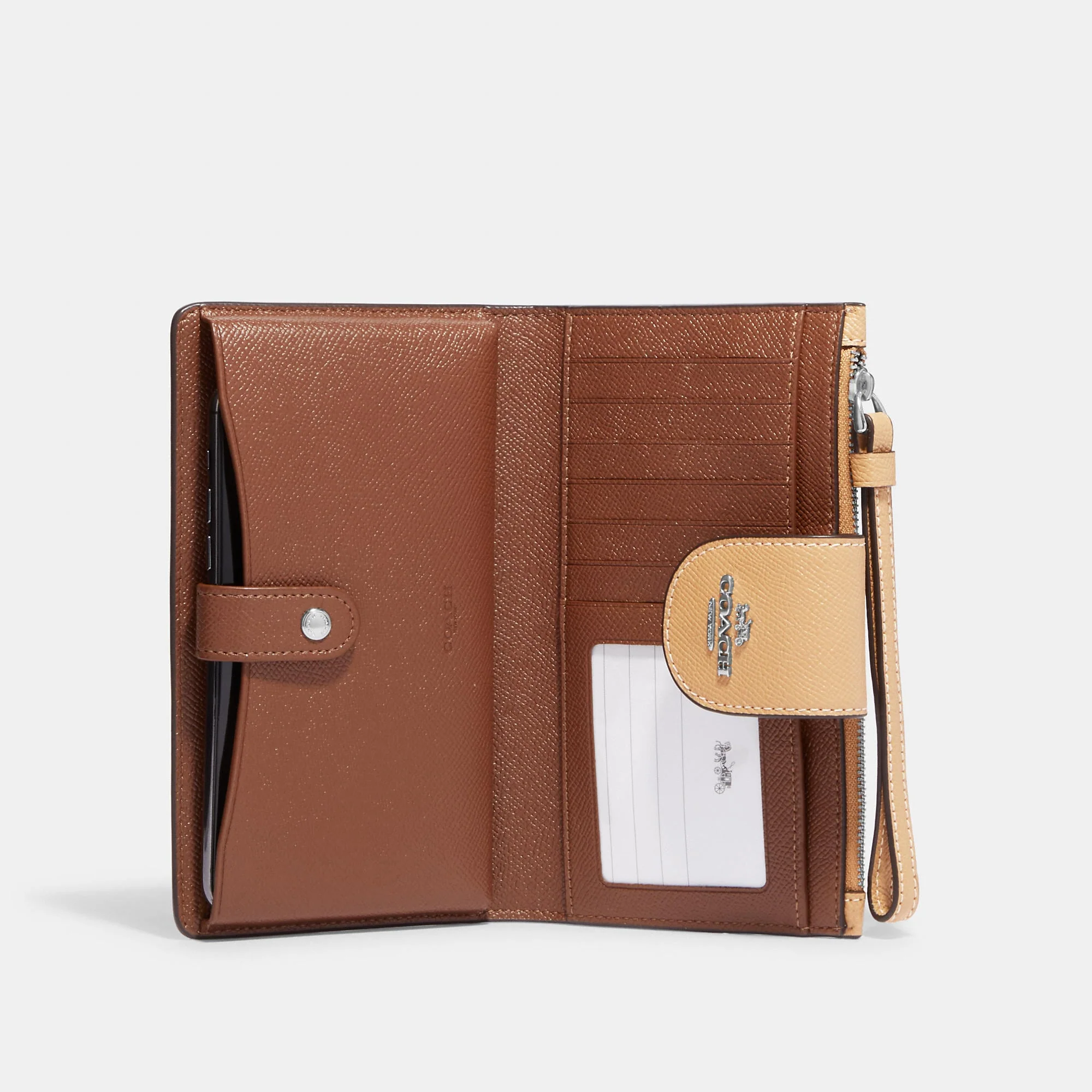 Outlet Tech Wallet