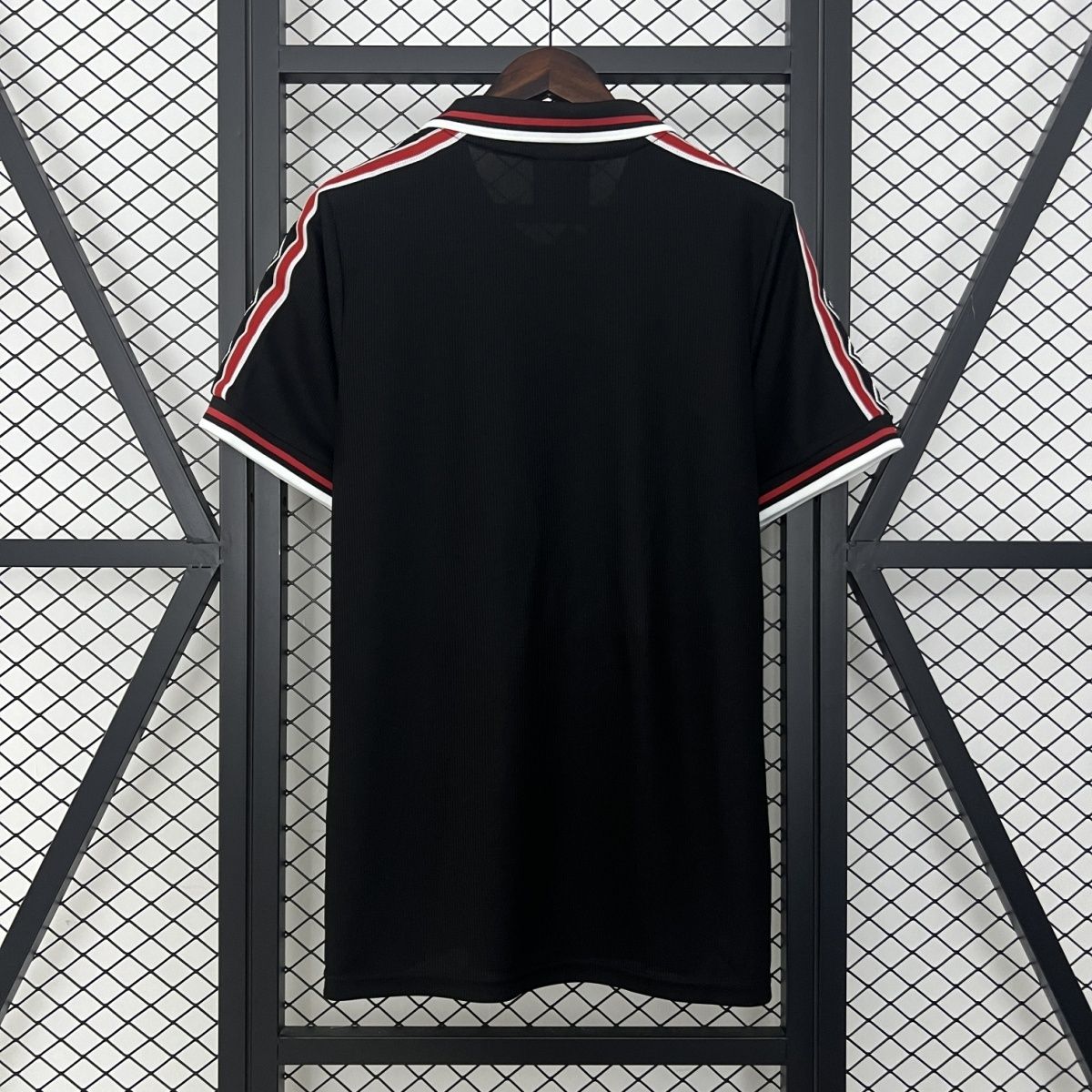 Manchester United Retro Special Edition Black Football Jersey 1998/99