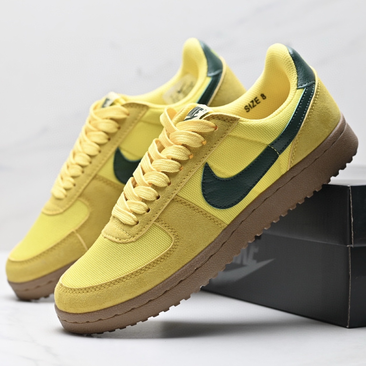 Nike Field General 82