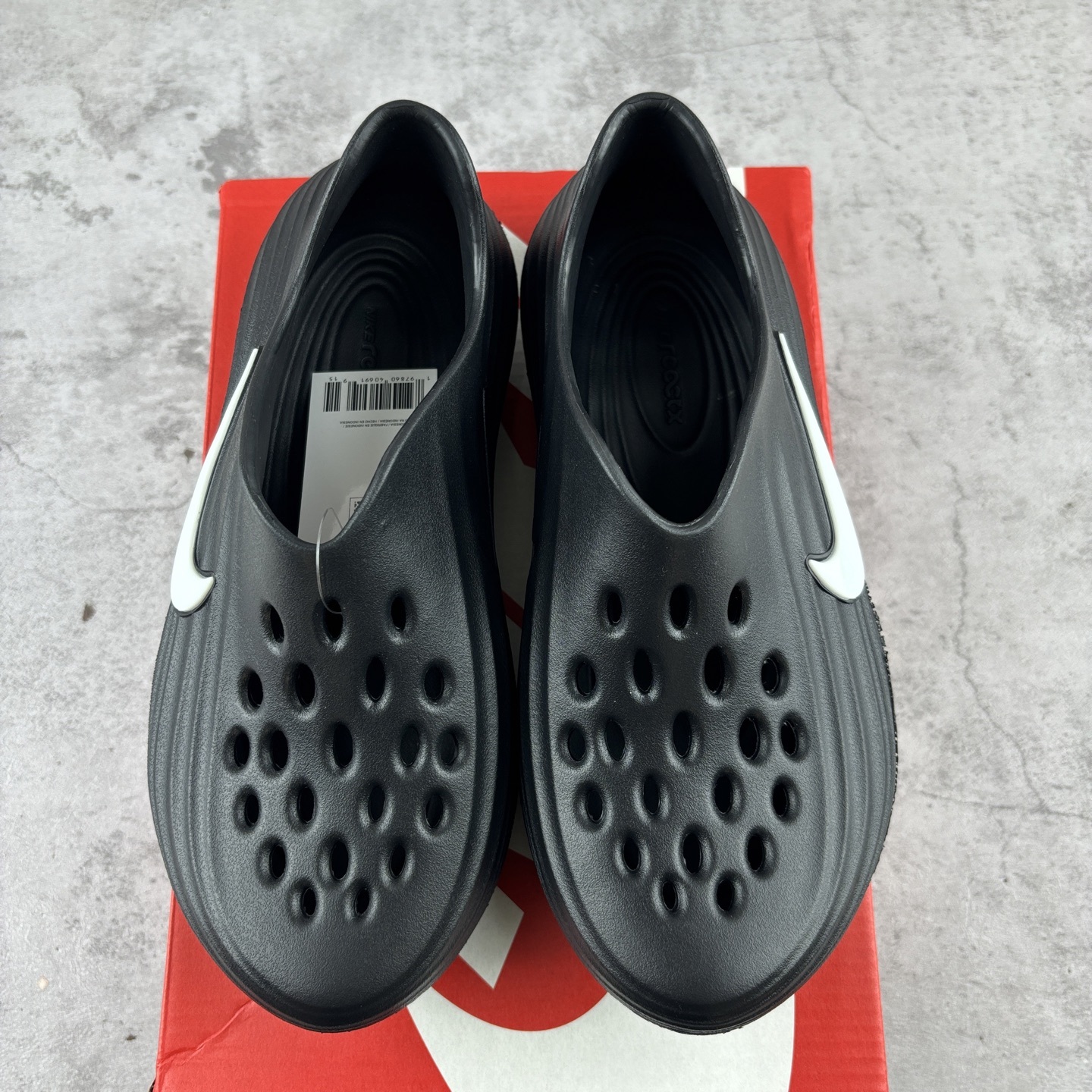 Nike ReactX Rejuven8 Sneakers detail 1