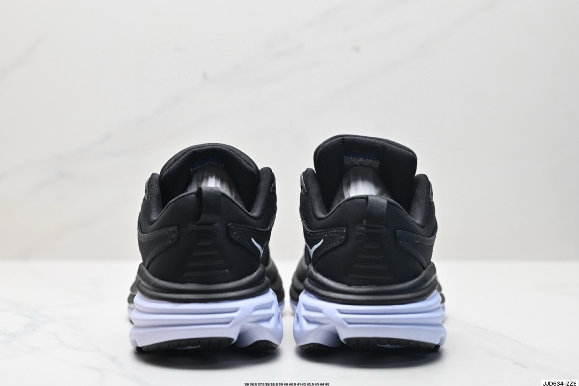 HOKA Bondi 8
