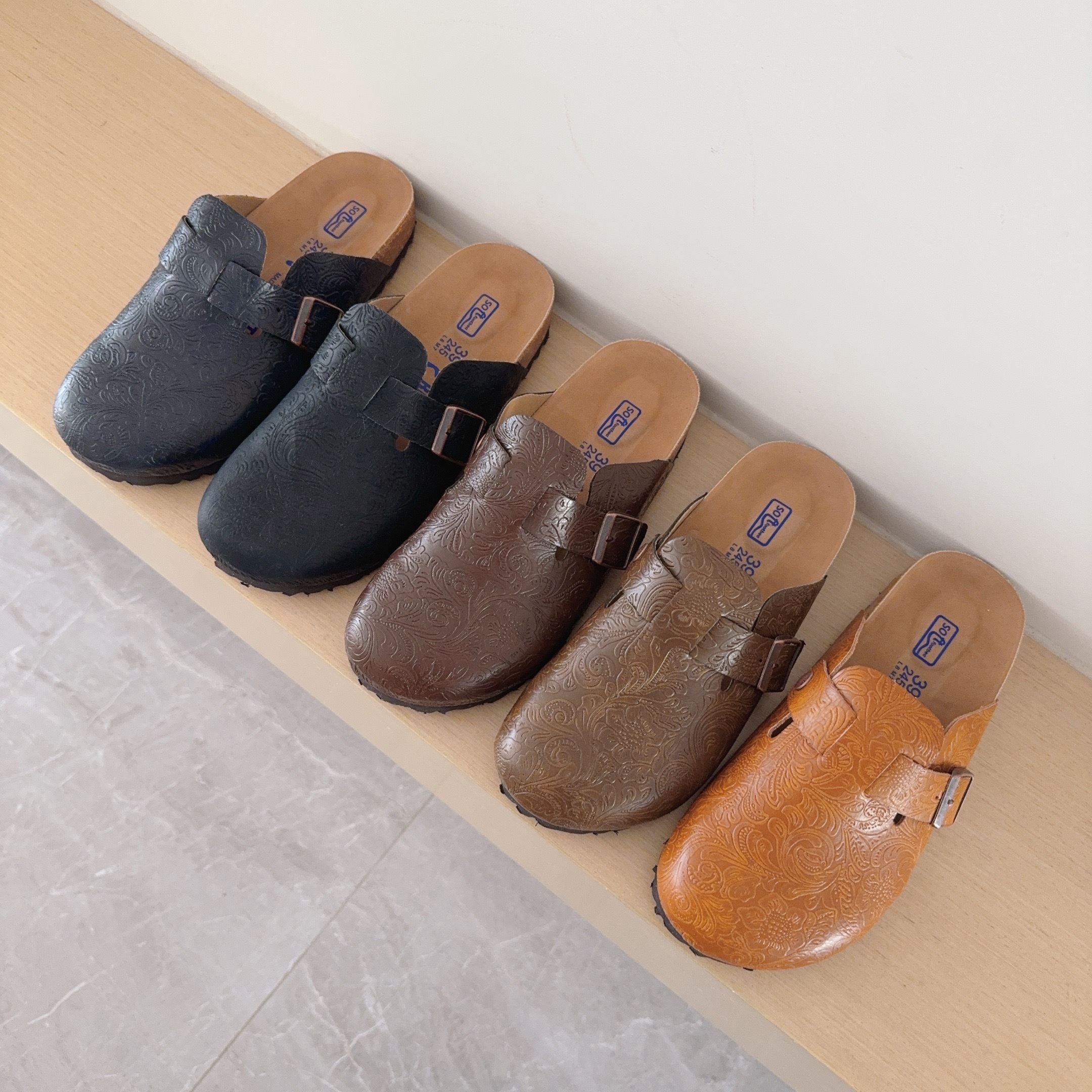 UGG Kids Leather Chevron Series Birken-Style Clogs Adult And Kids