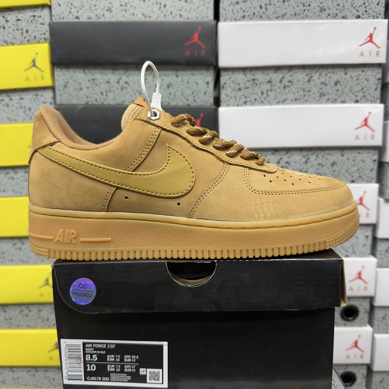 Nike Air Force 1