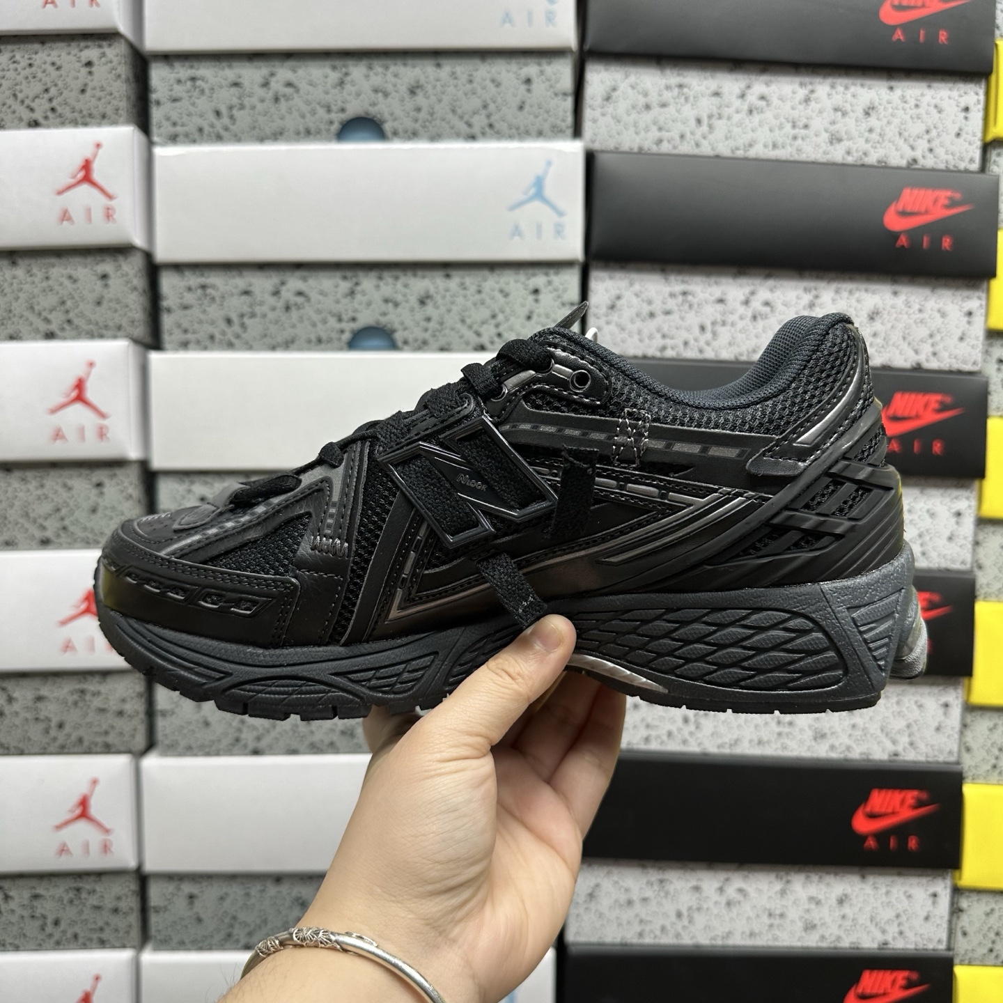 New Balance 1906 Sneakers detail 2