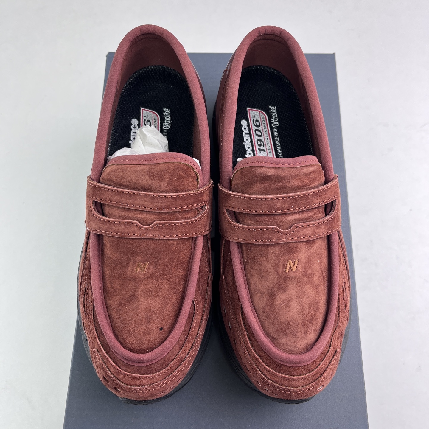 New Balance 1906 Loafer Sneakers detail 1