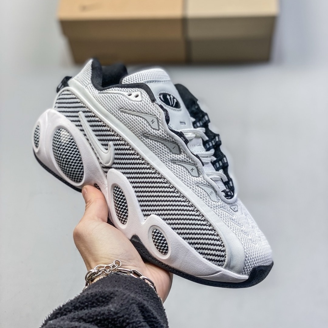 Nike Hot Step