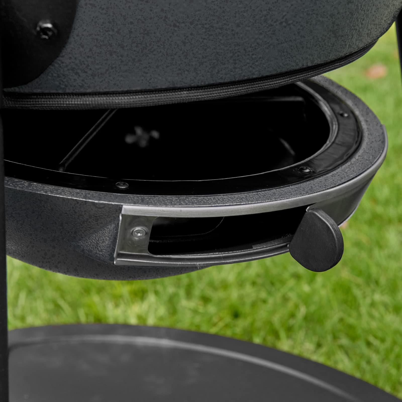 Char-Griller E16620 Akorn Kamado Charcoal Grill