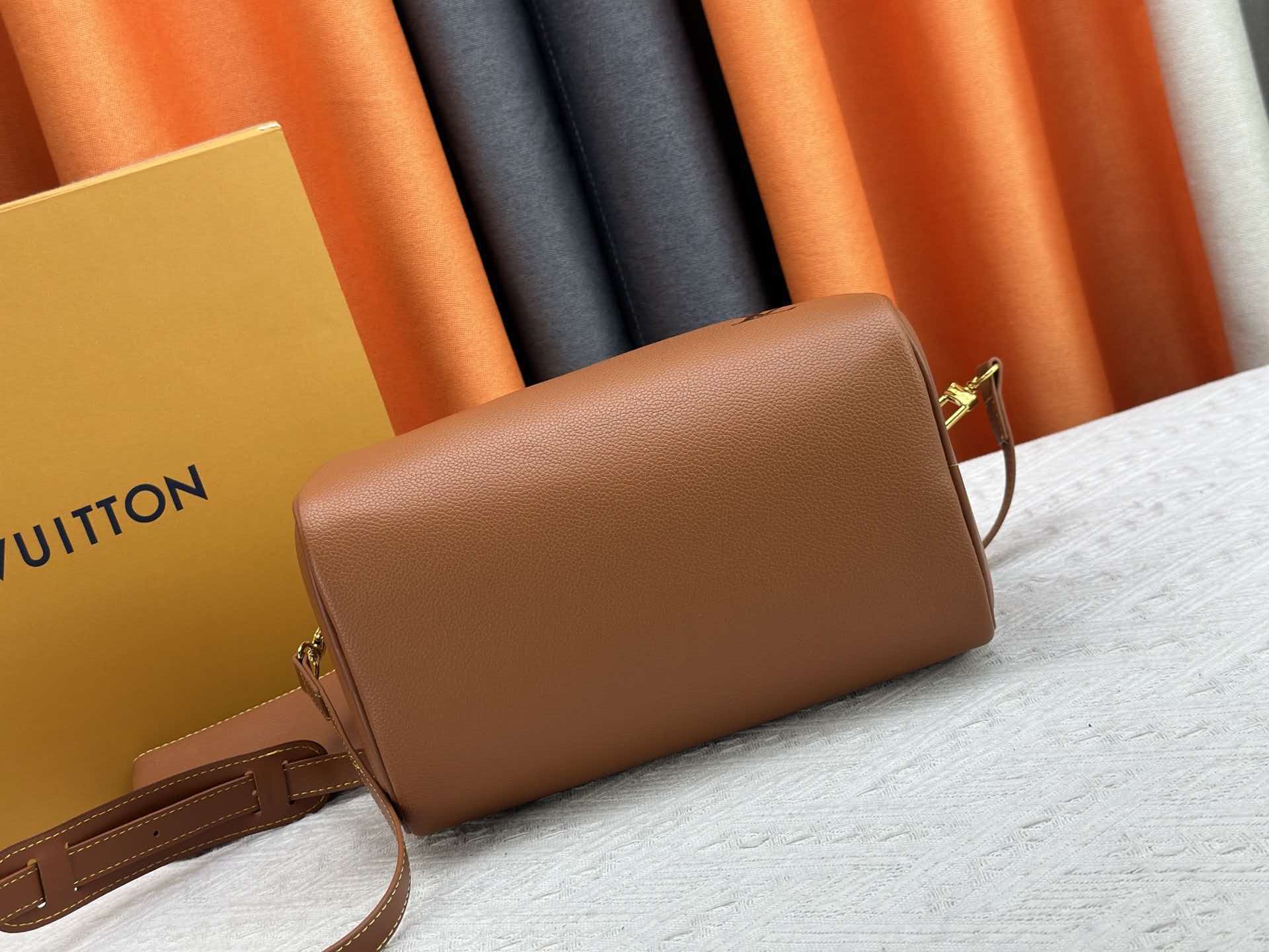 Louis Vuitton Speedy P9 Bandoulière 40 bag