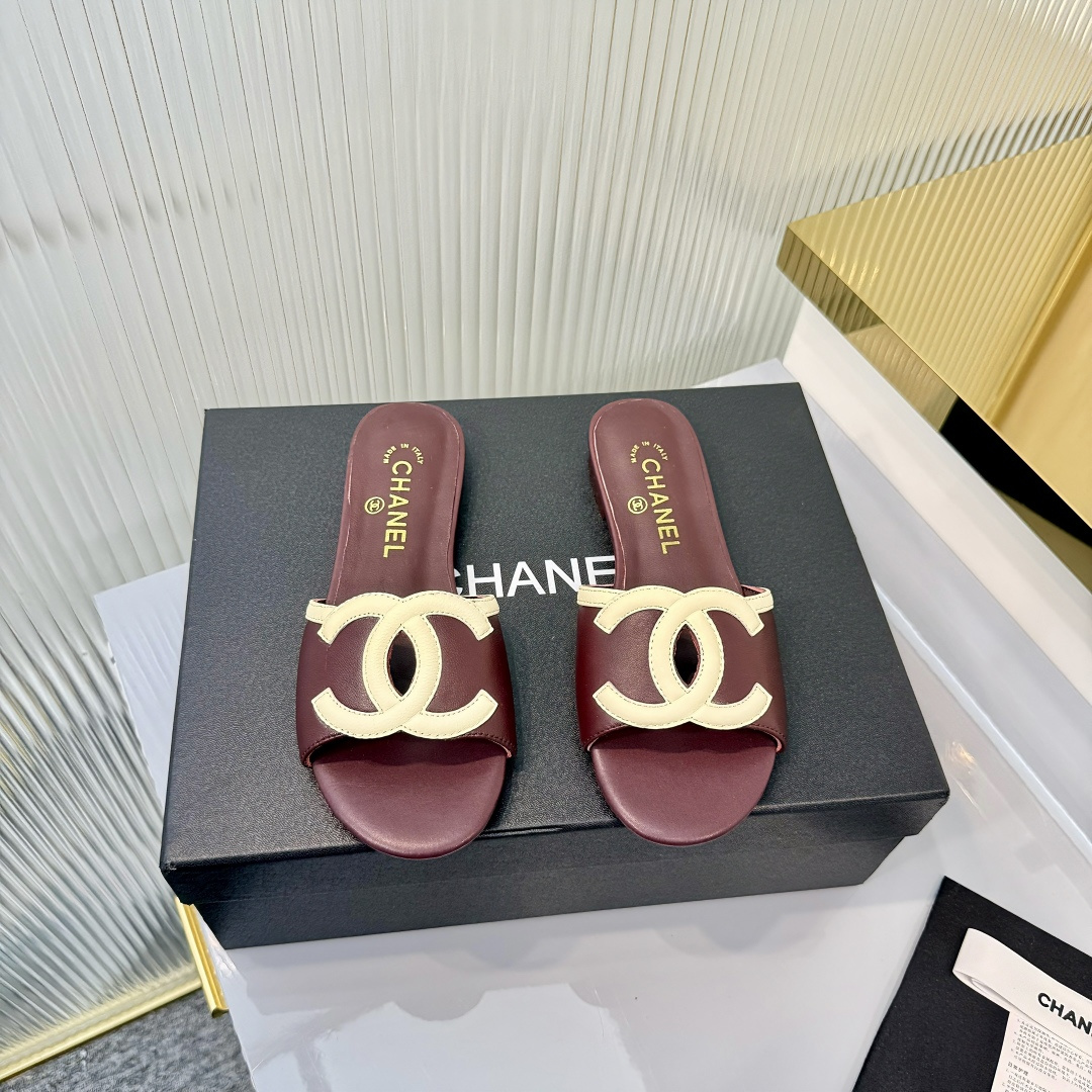 Chanel Oversized Logo Mules - White & Burgundy