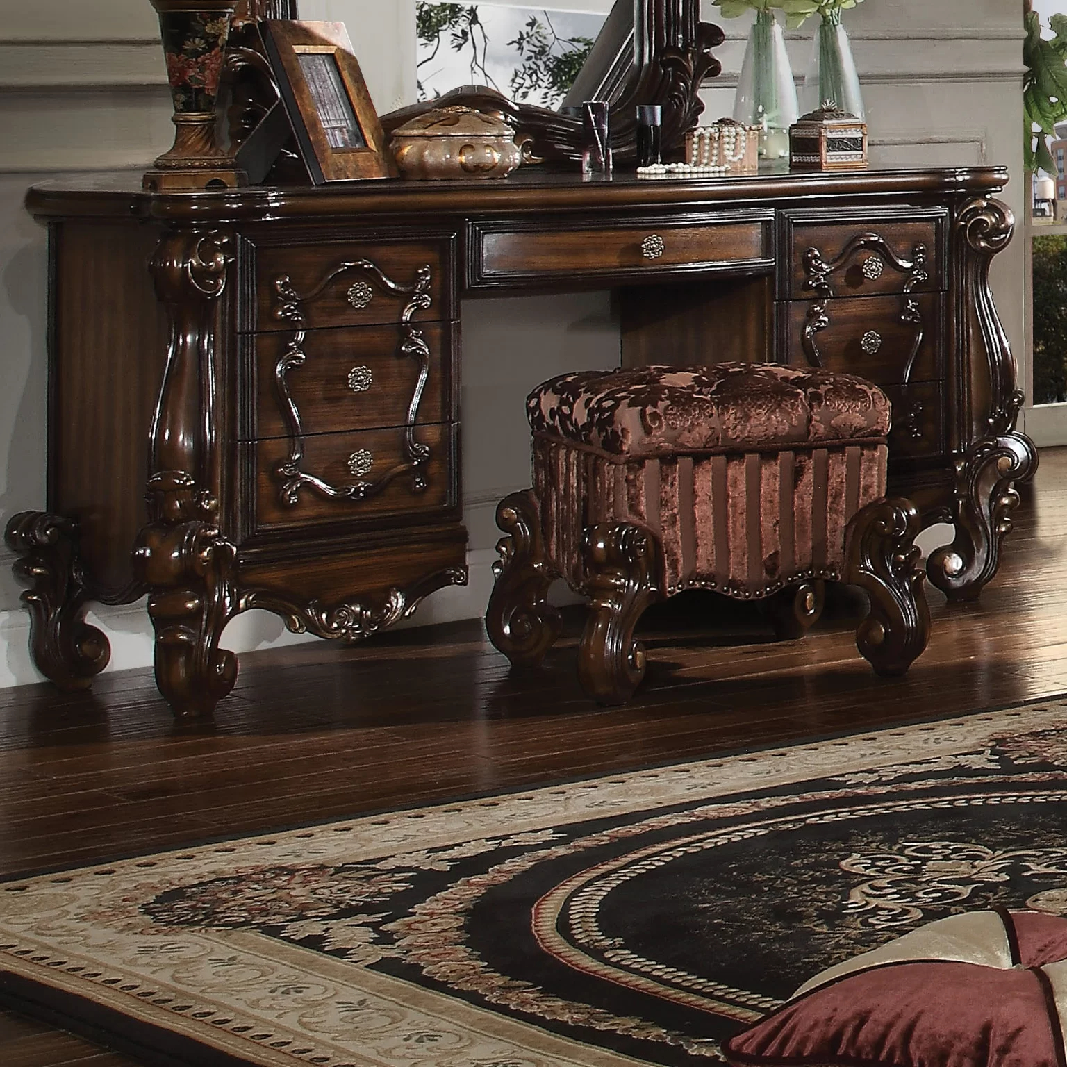 Dressing table in the bedroom