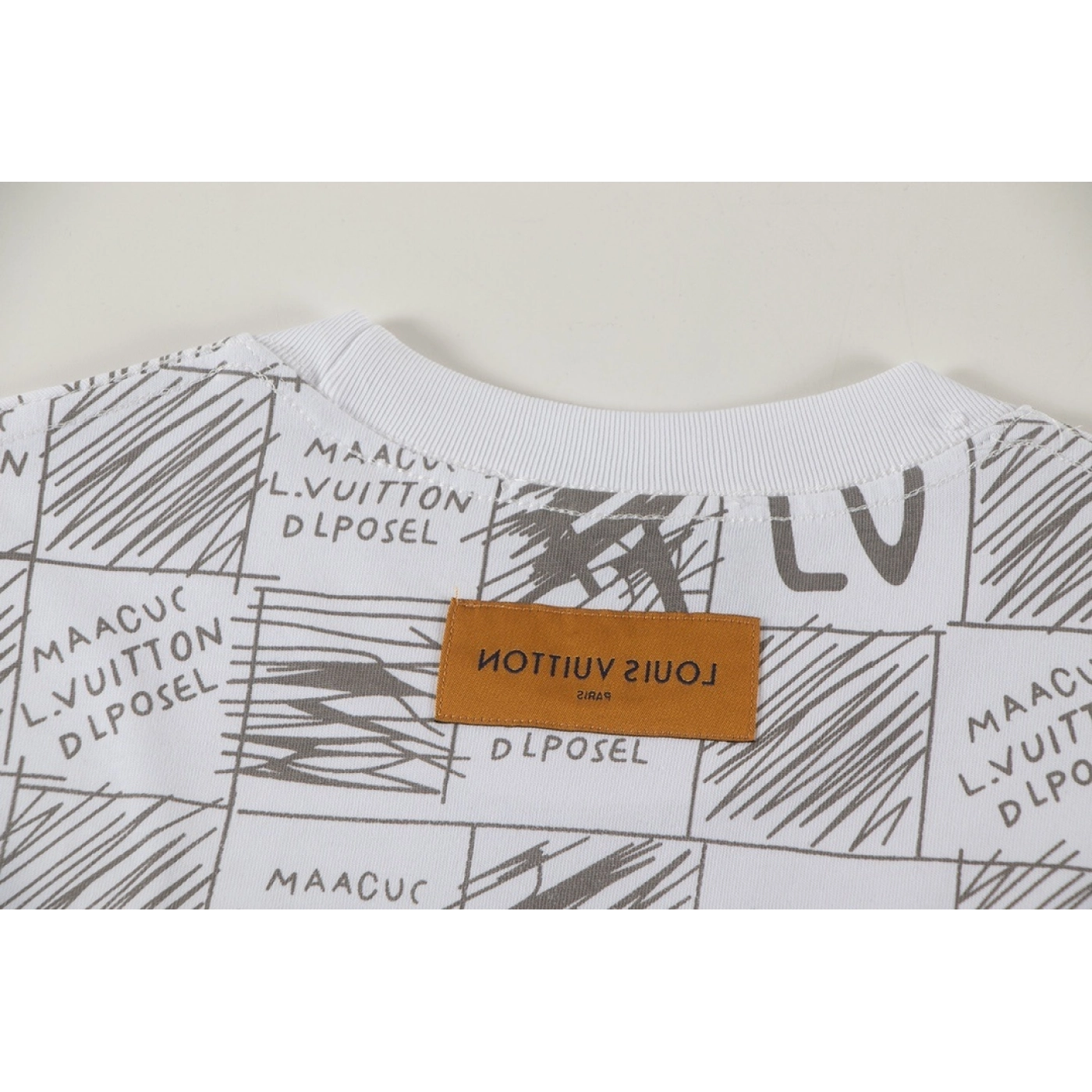 Louis Vuitton T-shirt W2644 Black/White