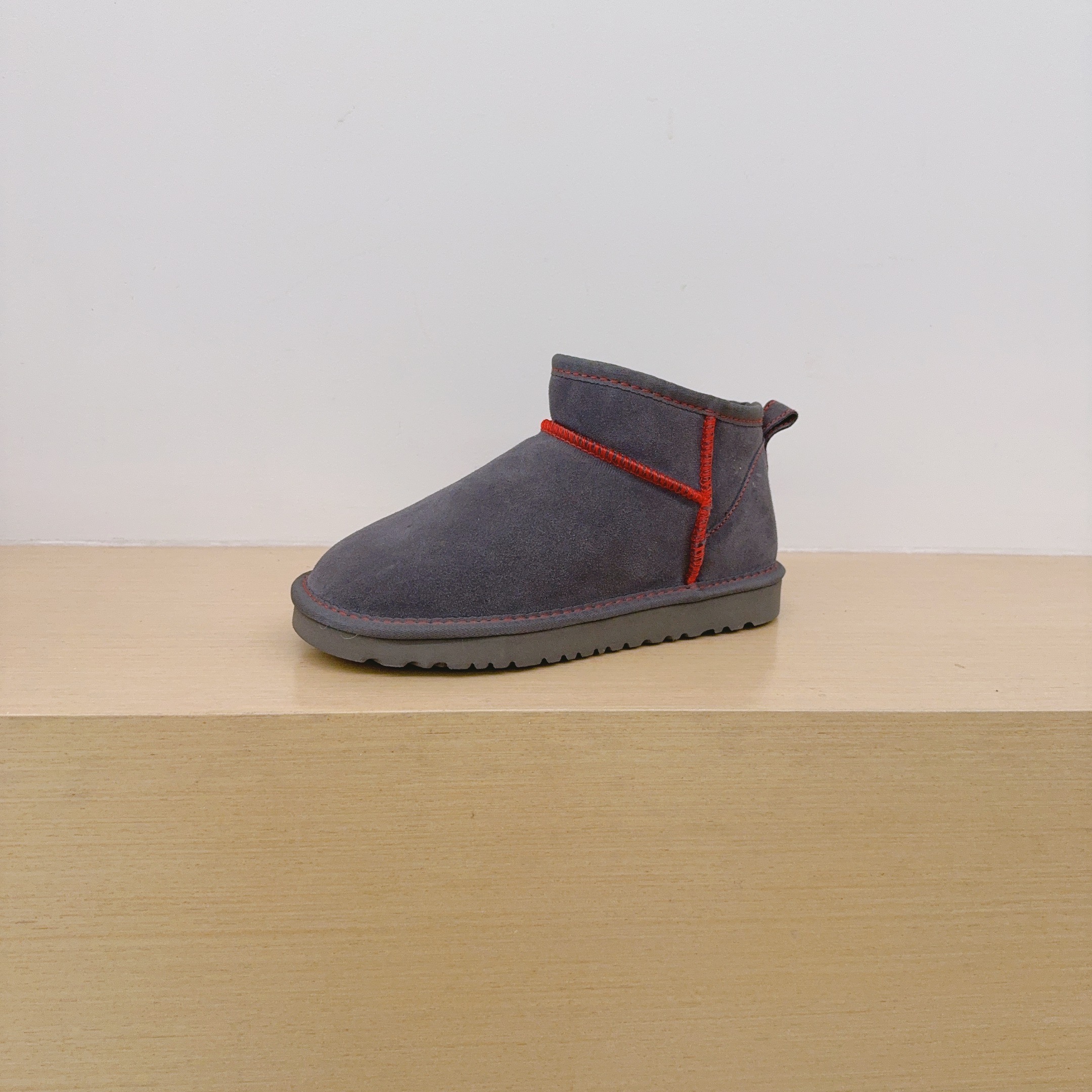 UGG Kids Footwear Style 027