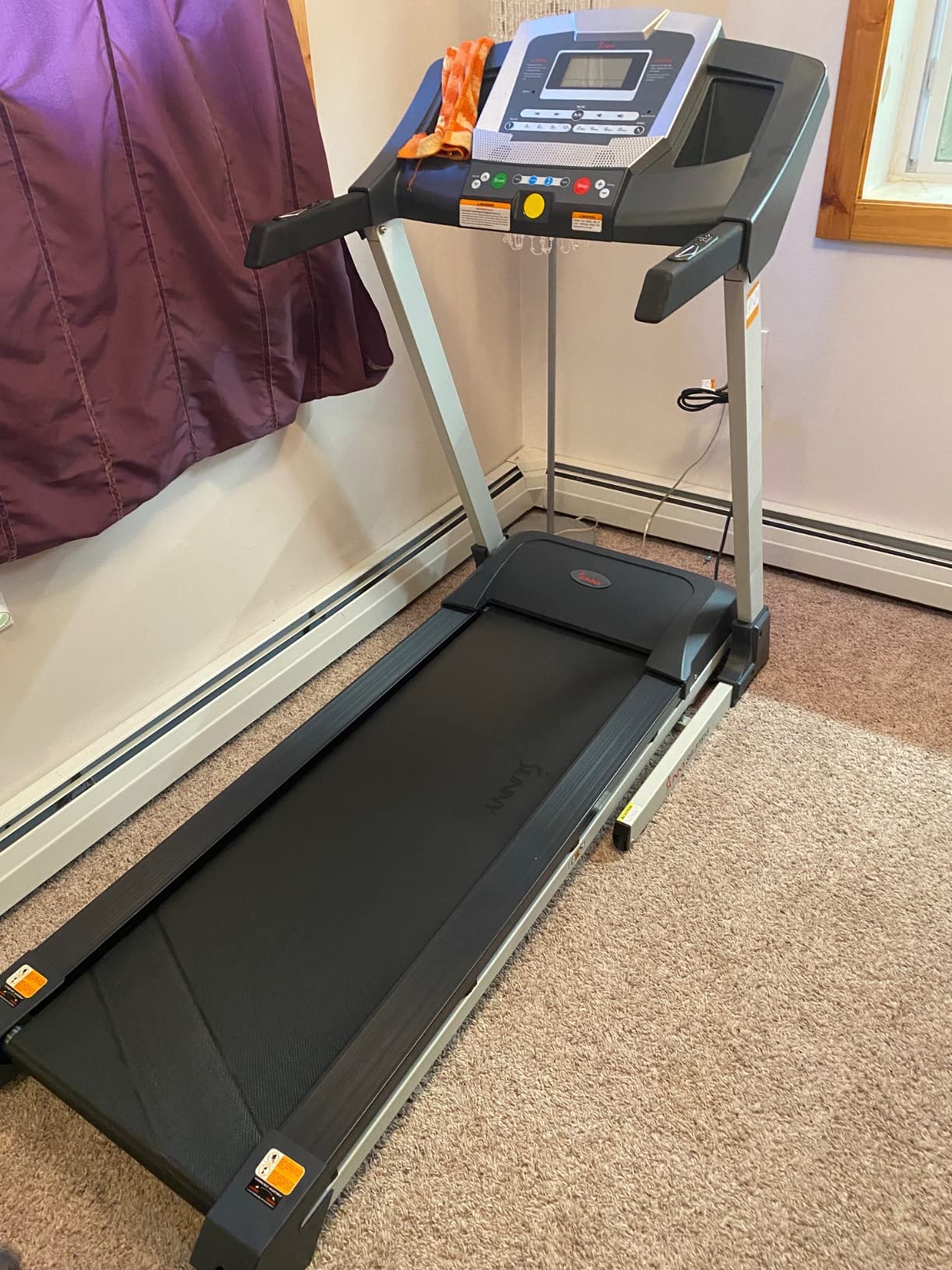 Smart Treadmill with Auto Incline