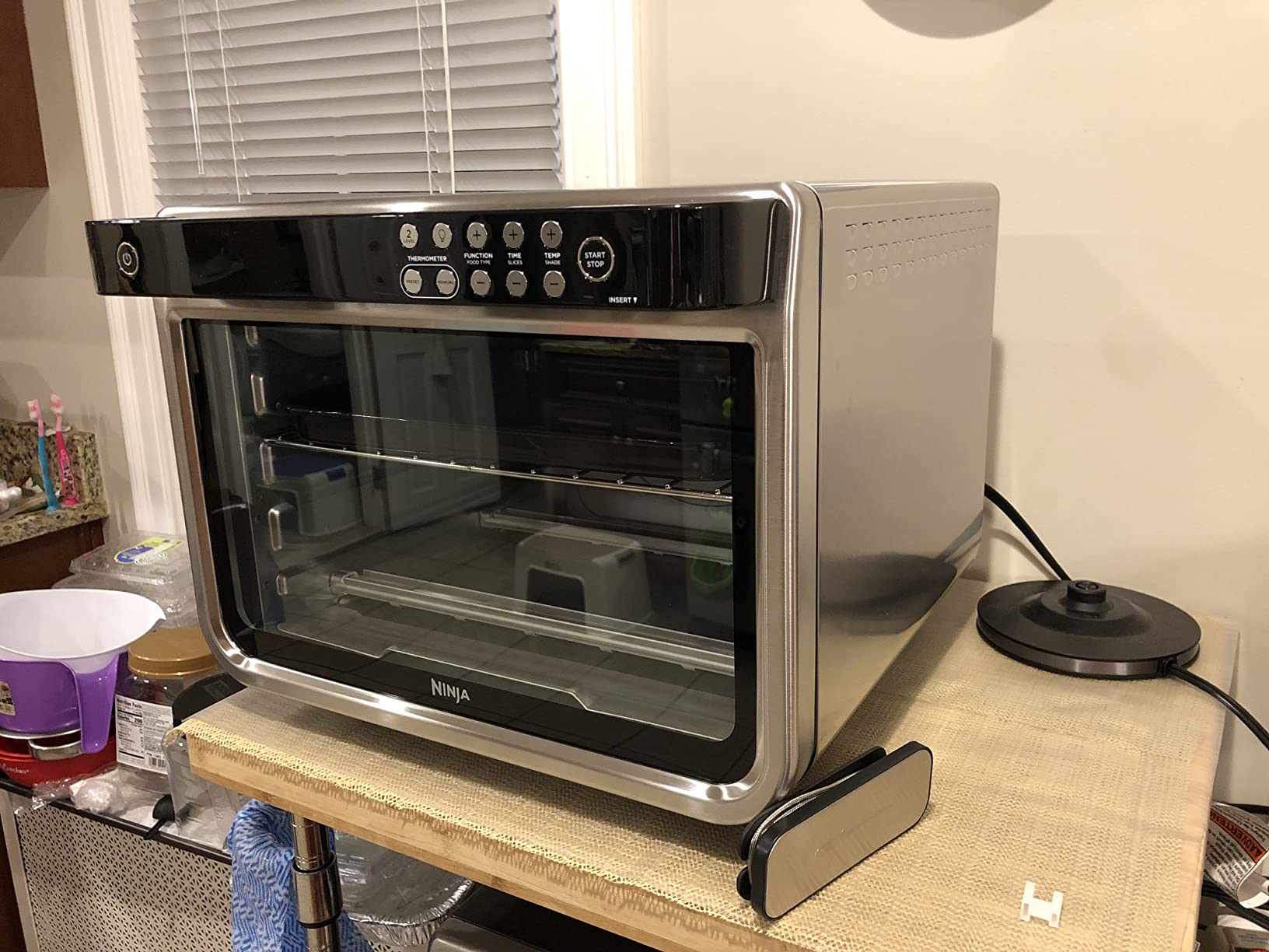 Ninja DT251 Foodi 10-in-1 Smart XL Air Fry Oven