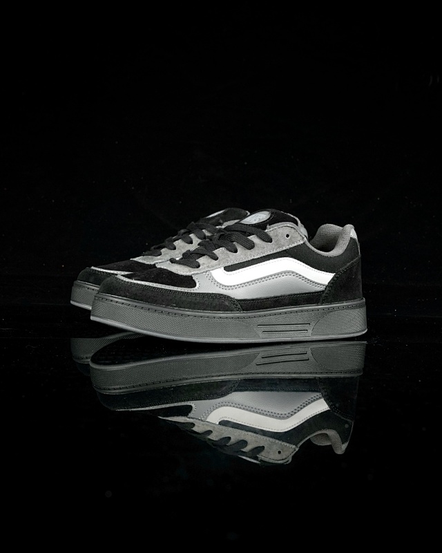 Vans Knu Skool Black Padded Tongue Chunky Sneakers