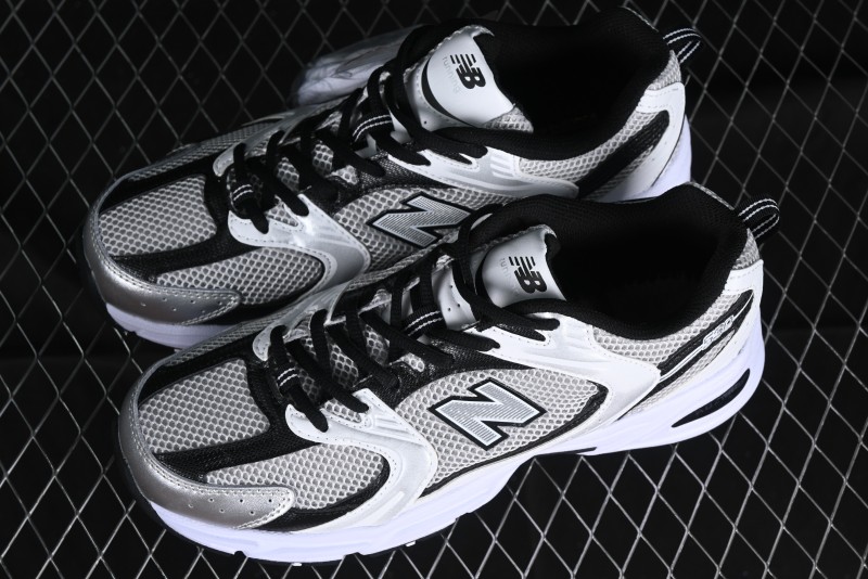 New Balance 530