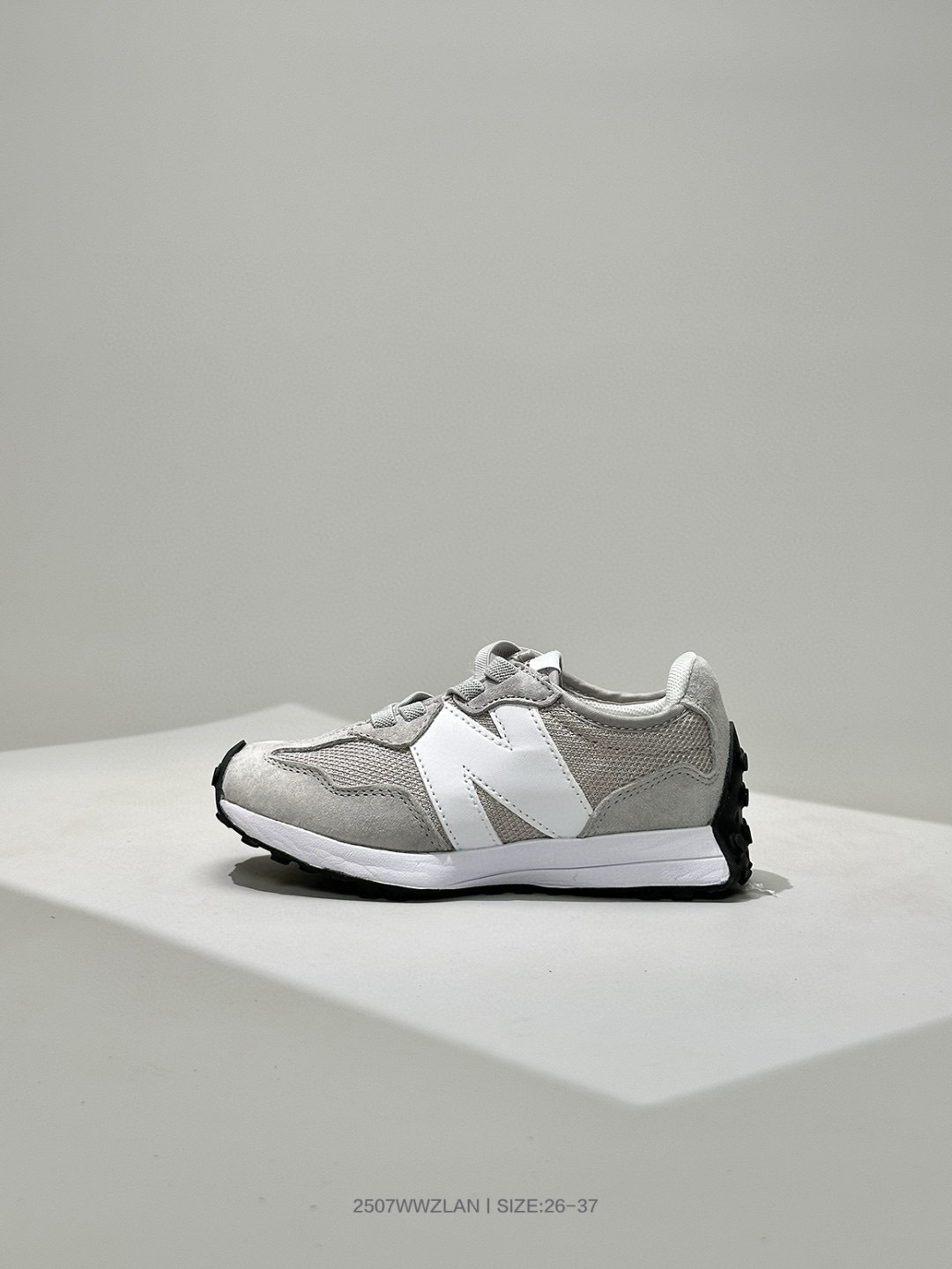 Kids Nb327