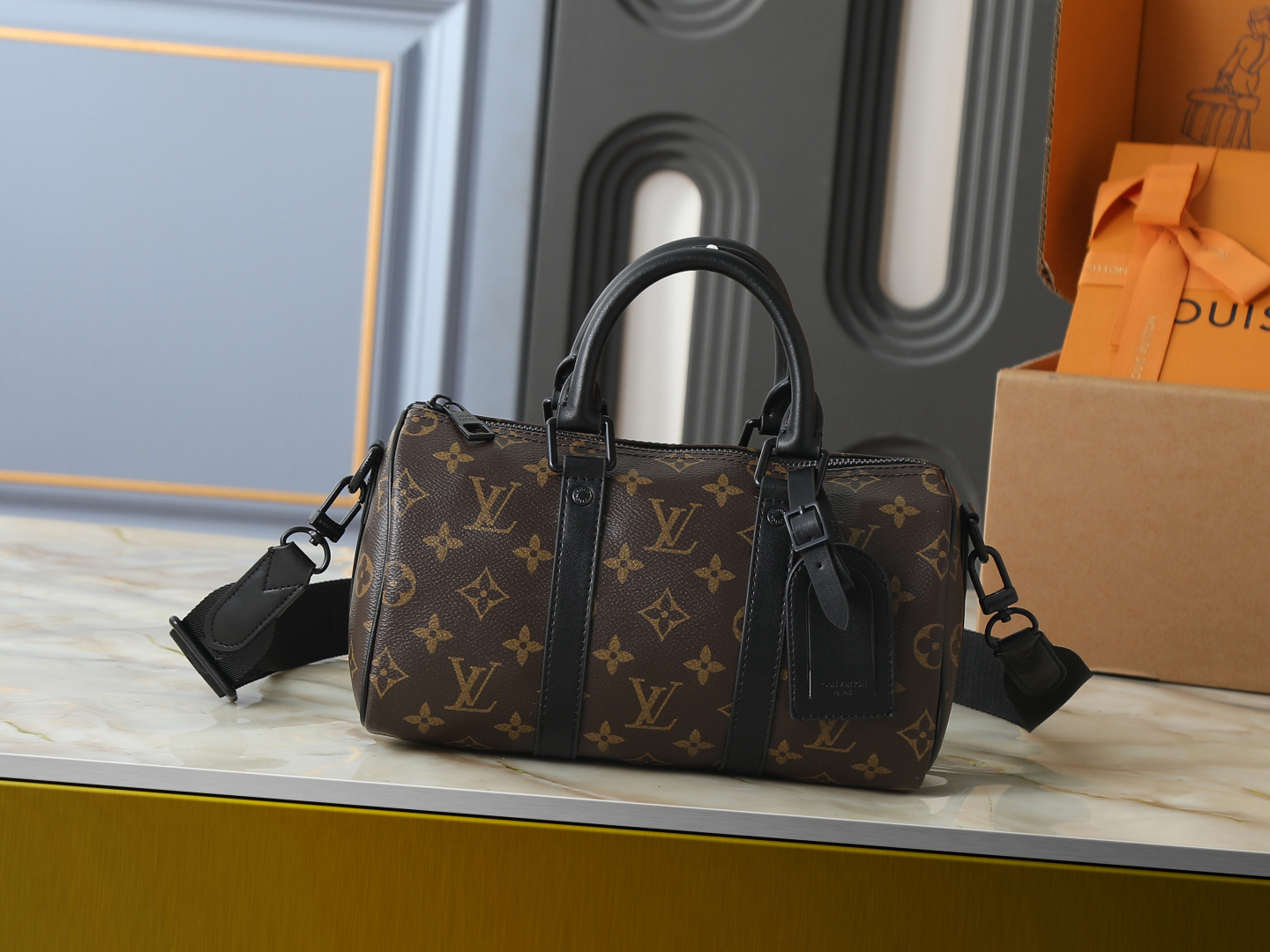LV Keepall Bandoulière 25 bag