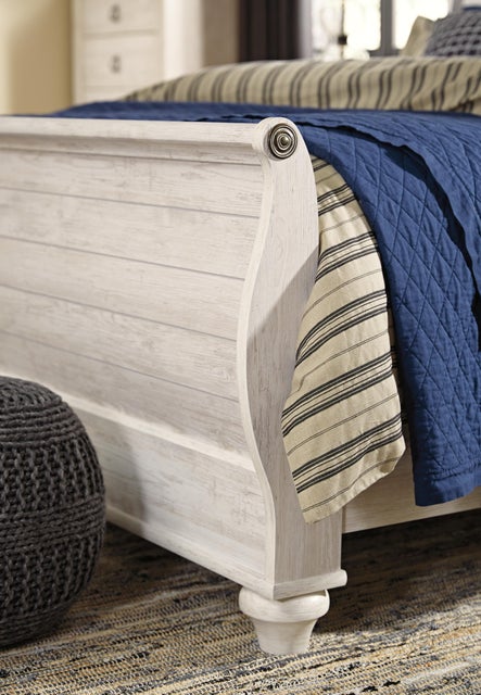 Willowton Sleigh Bed