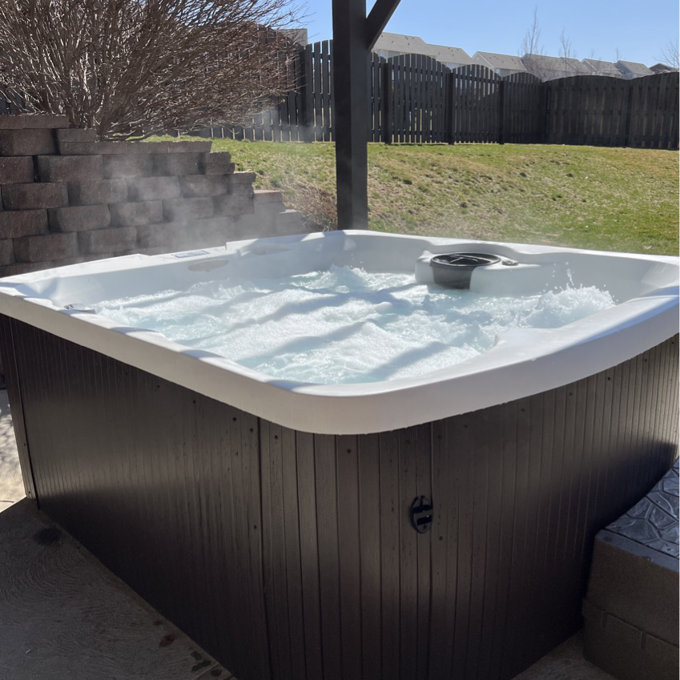 Lifesmart Spas Leganza 6 - Person 90 - Jet Rectangular Hot Tub