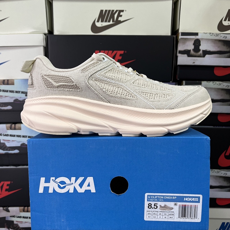 Hoka Clifton 9 Sneakers